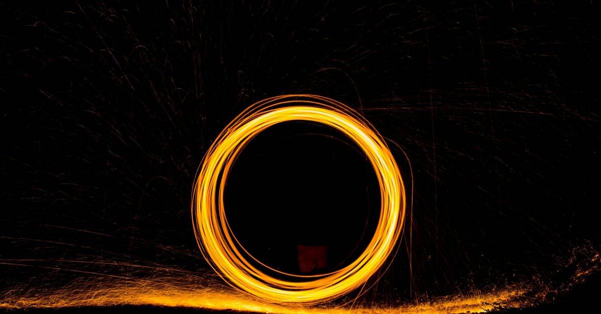 steel wool photography during nighttime